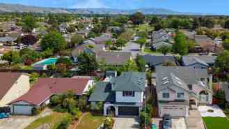 3104 San Andreas Dr - Photo 1 of 1