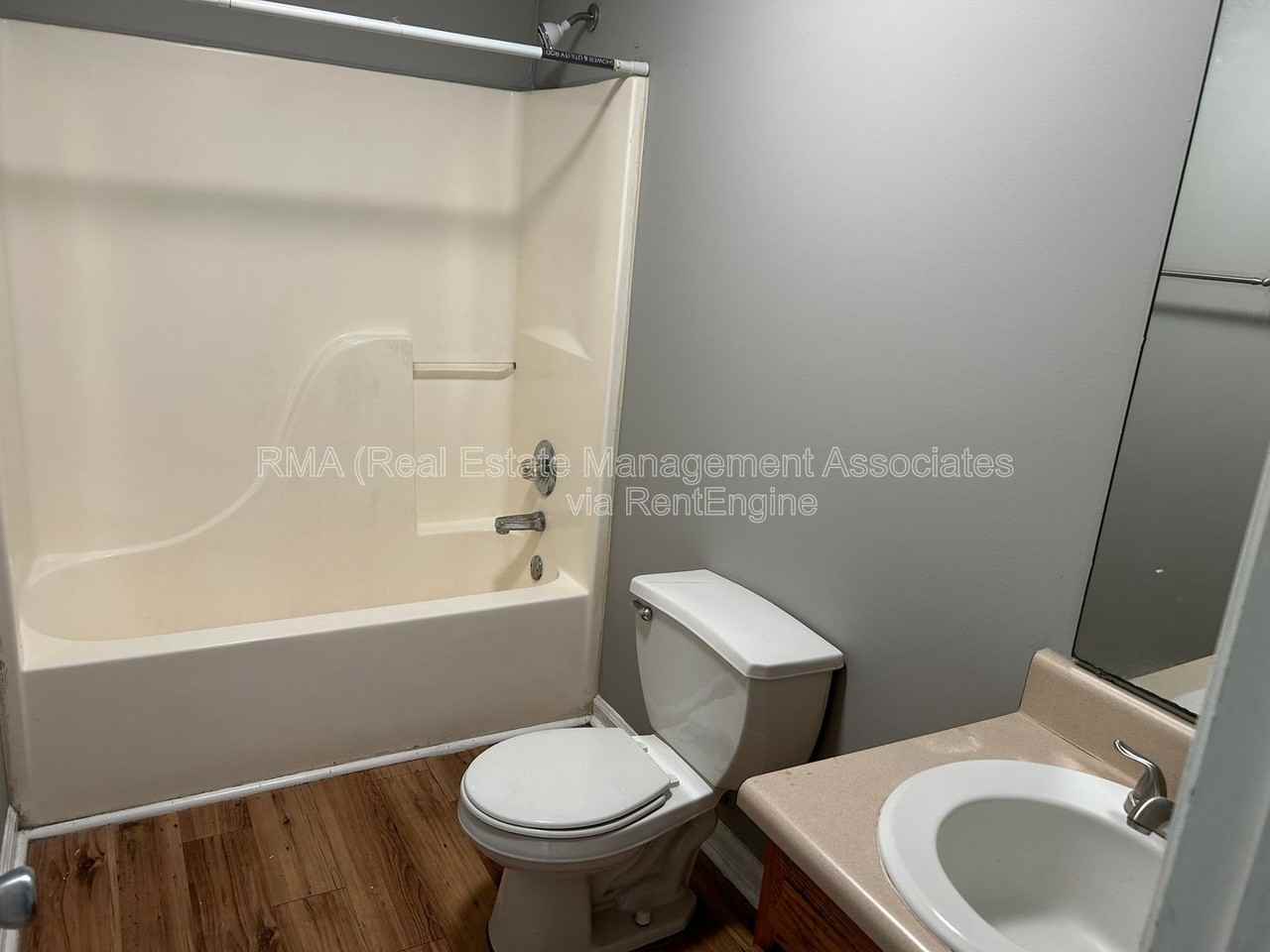 816 Lane St - Photo 7 of 8