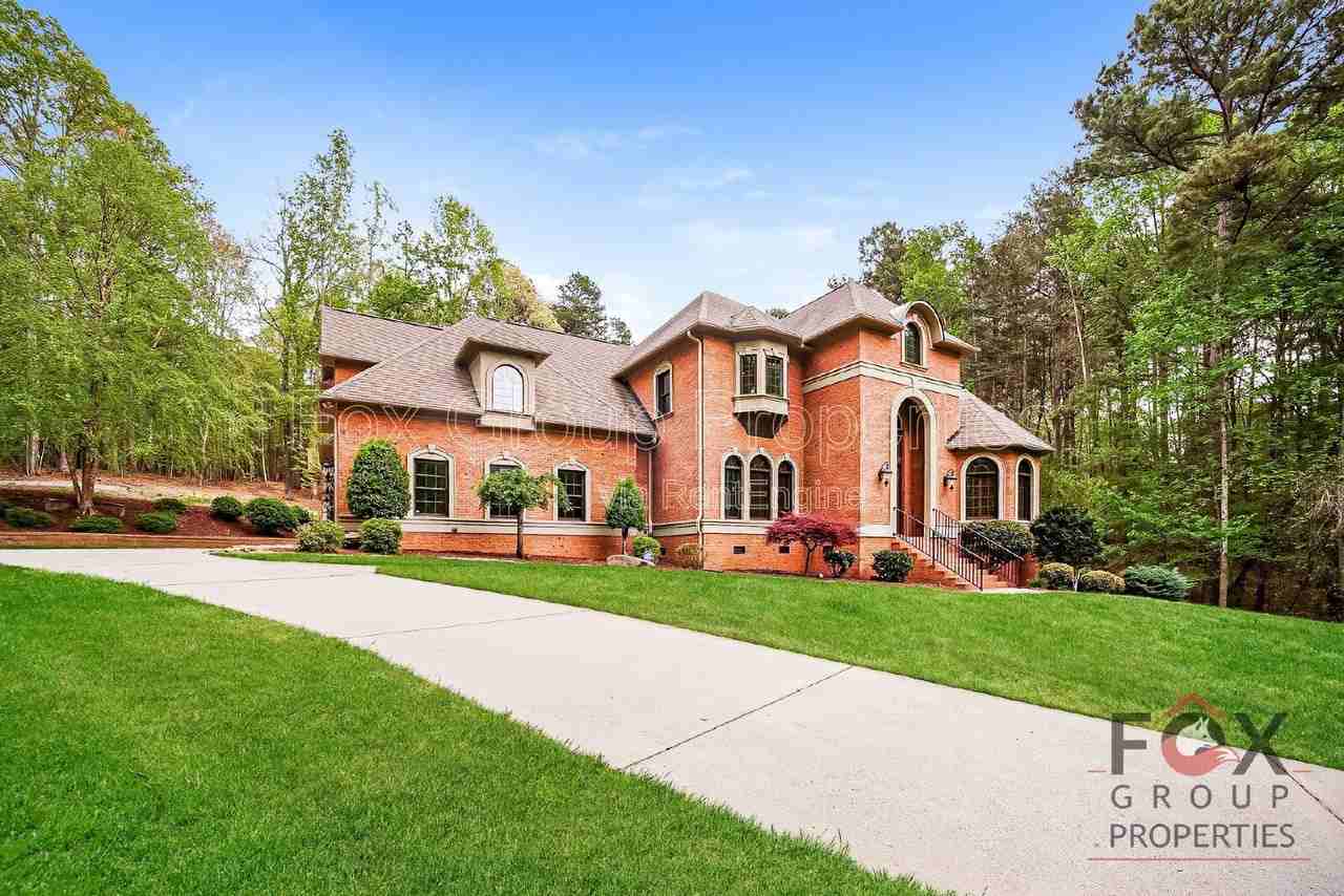 143 Greenbay Rd - Photo 5 of 37