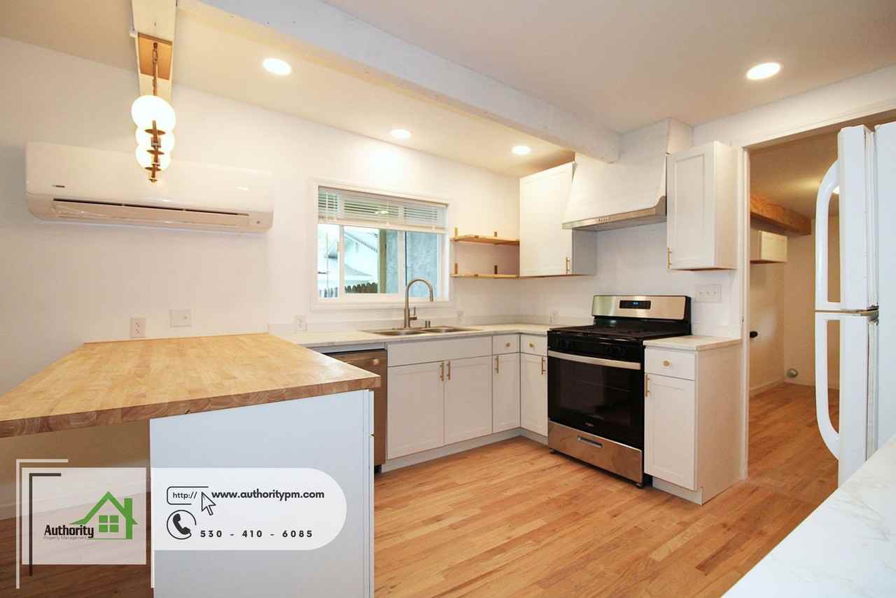 1571 1st St - Photo 7 of 18