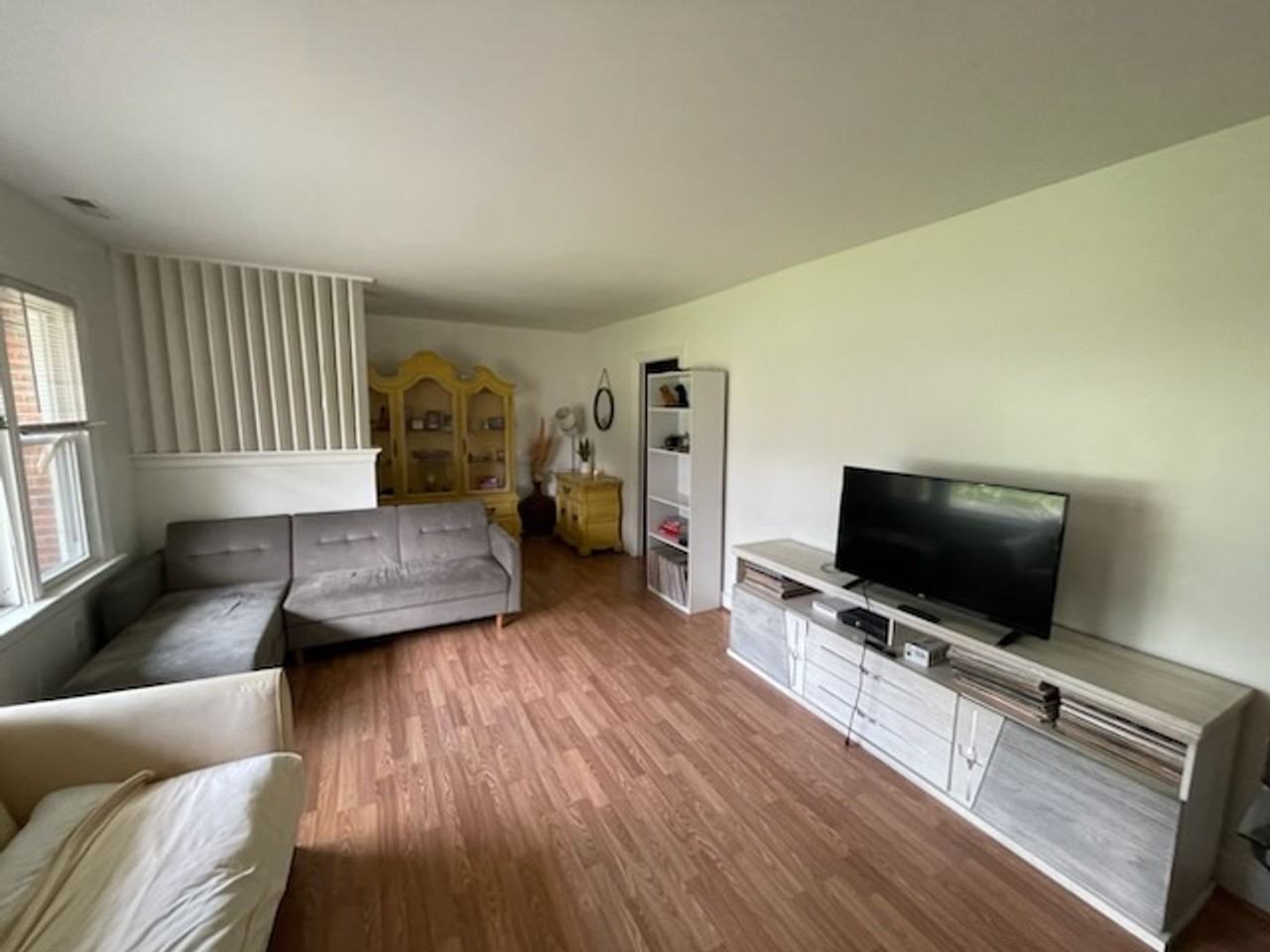 7305 Harrison Ave - Photo 3 of 16