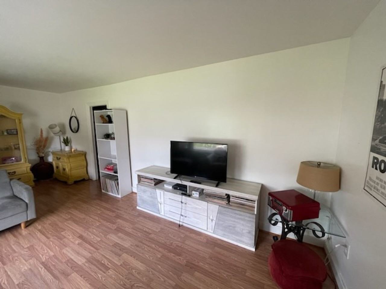 7305 Harrison Ave - Photo 4 of 16