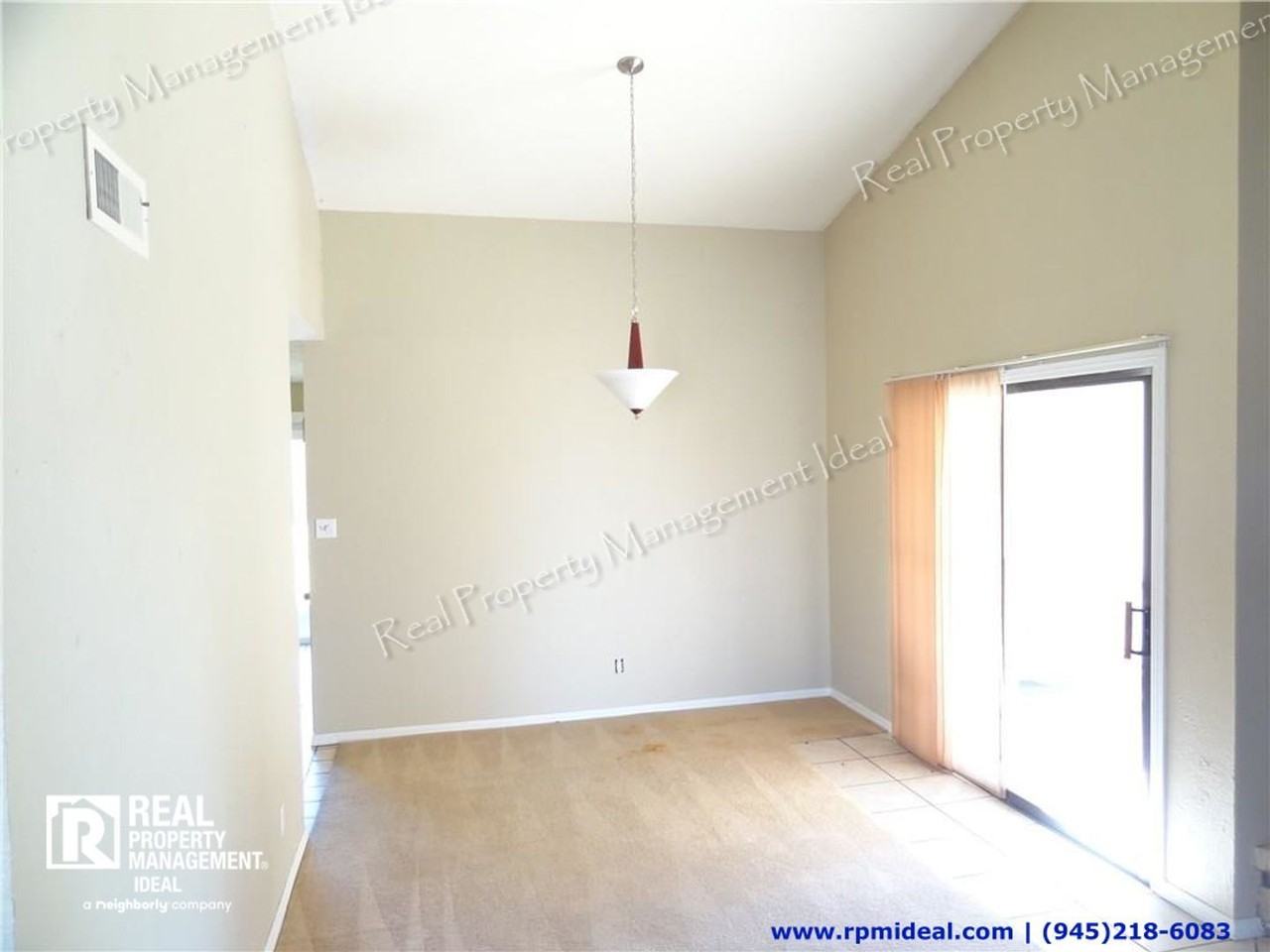 7712 Underwood Dr - Photo 5 of 20