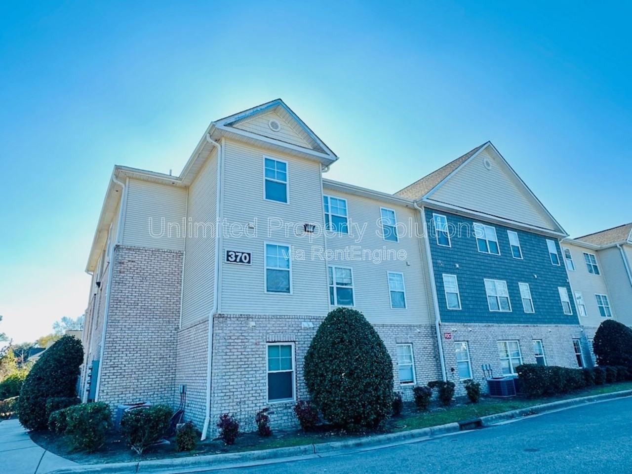 370 S Kerr Ave #101 - Photo 3 of 19