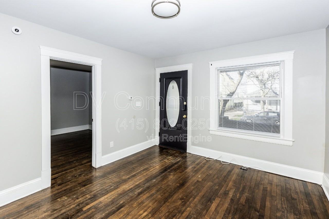 2081 Halstead Ave - Photo 2 of 13