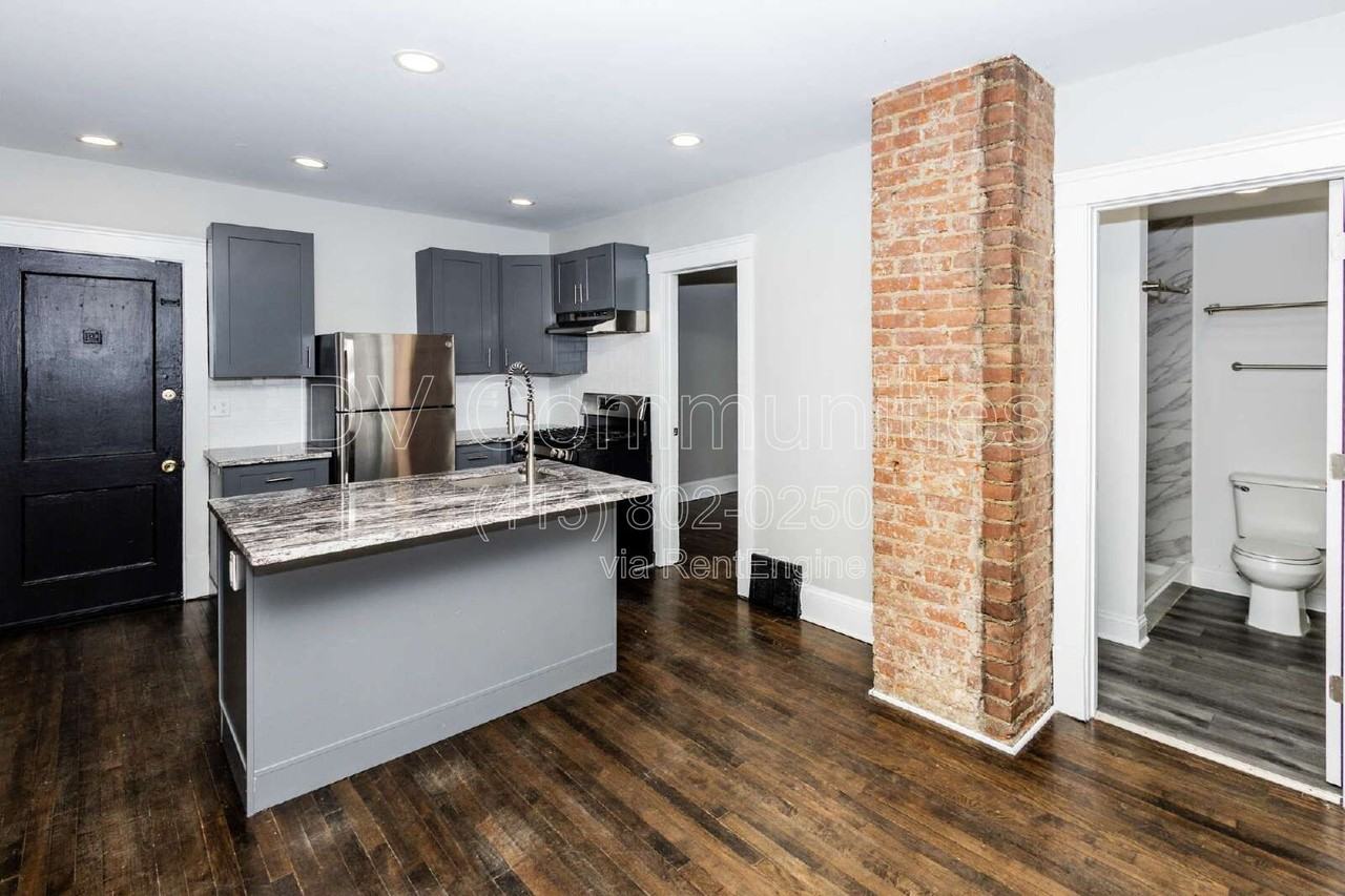 2081 Halstead Ave - Photo 4 of 13