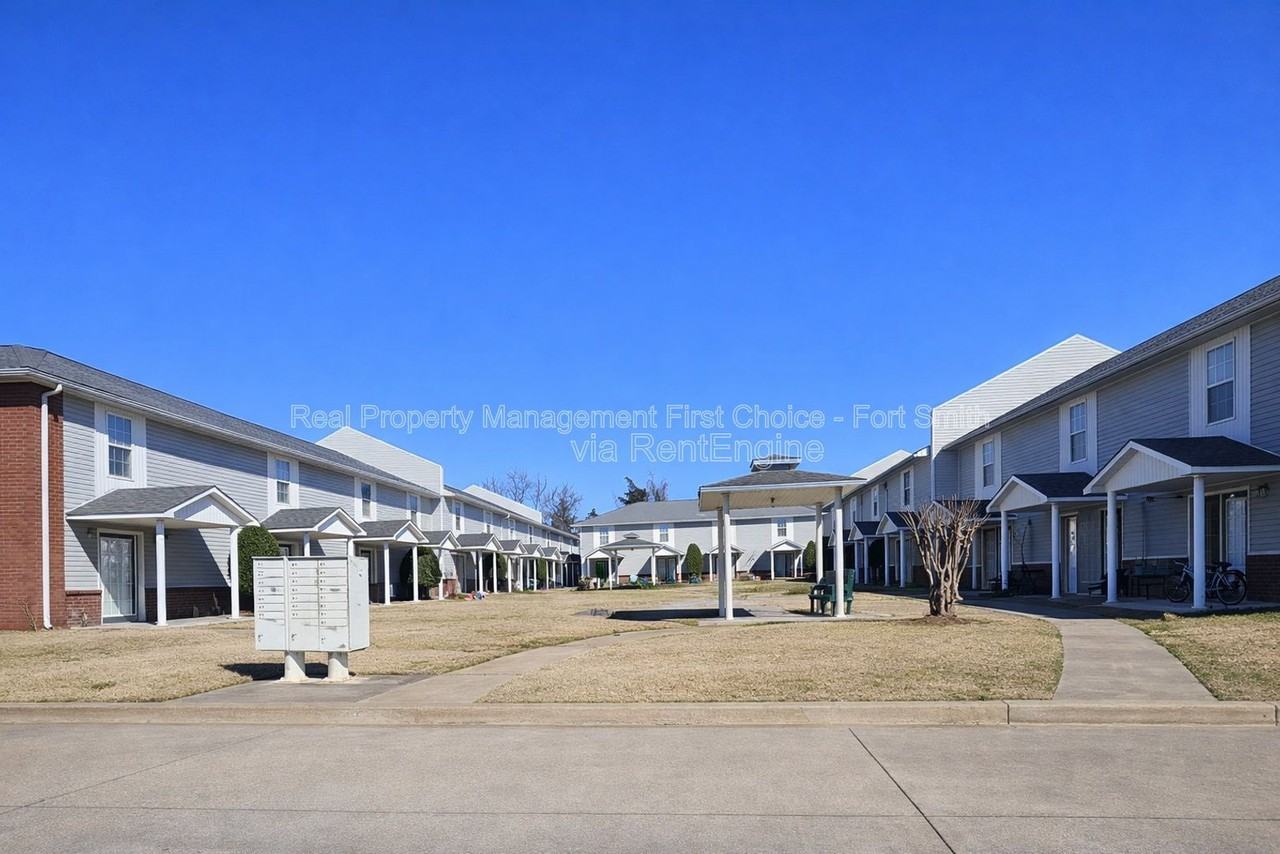 2209 Fayetteville Rd #19 - Photo 2 of 7