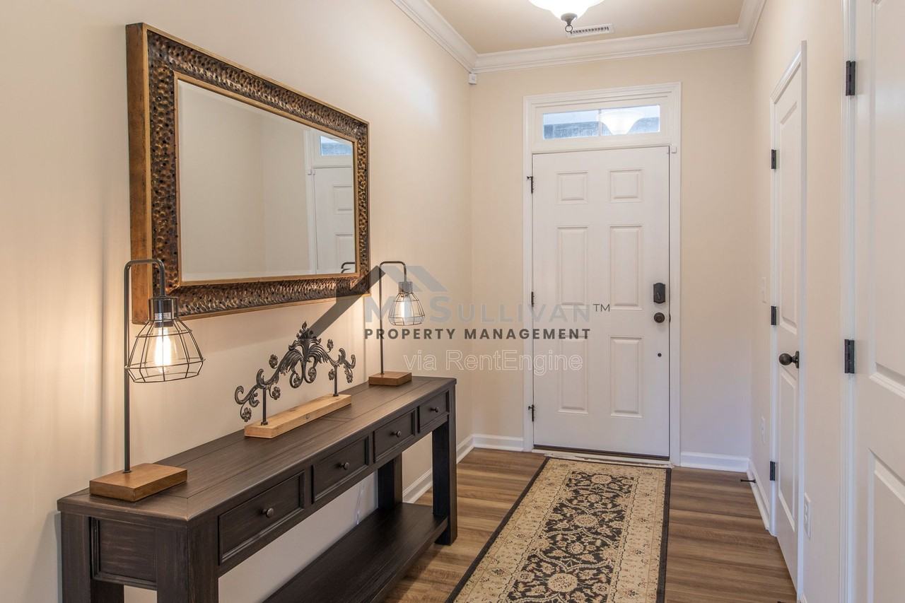 1119 Southpoint Trl - Photo 4 of 50