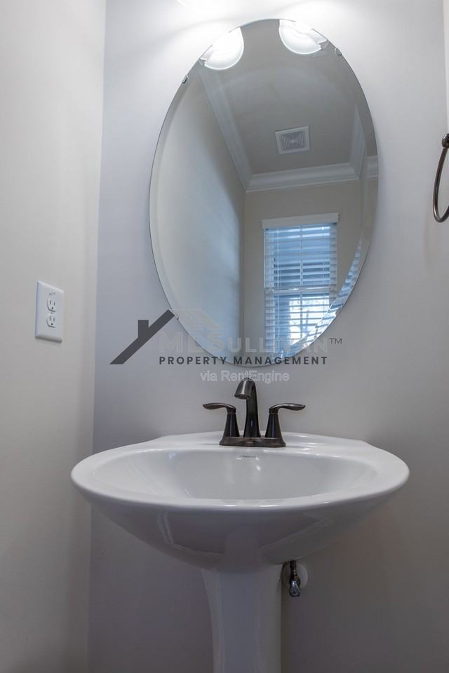 1119 Southpoint Trl - Photo 7 of 50