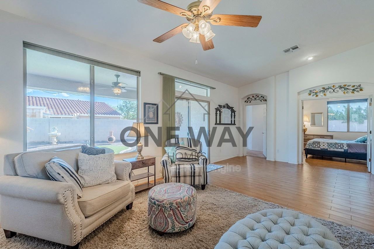 4269 E Cassia Ln - Photo 7 of 49