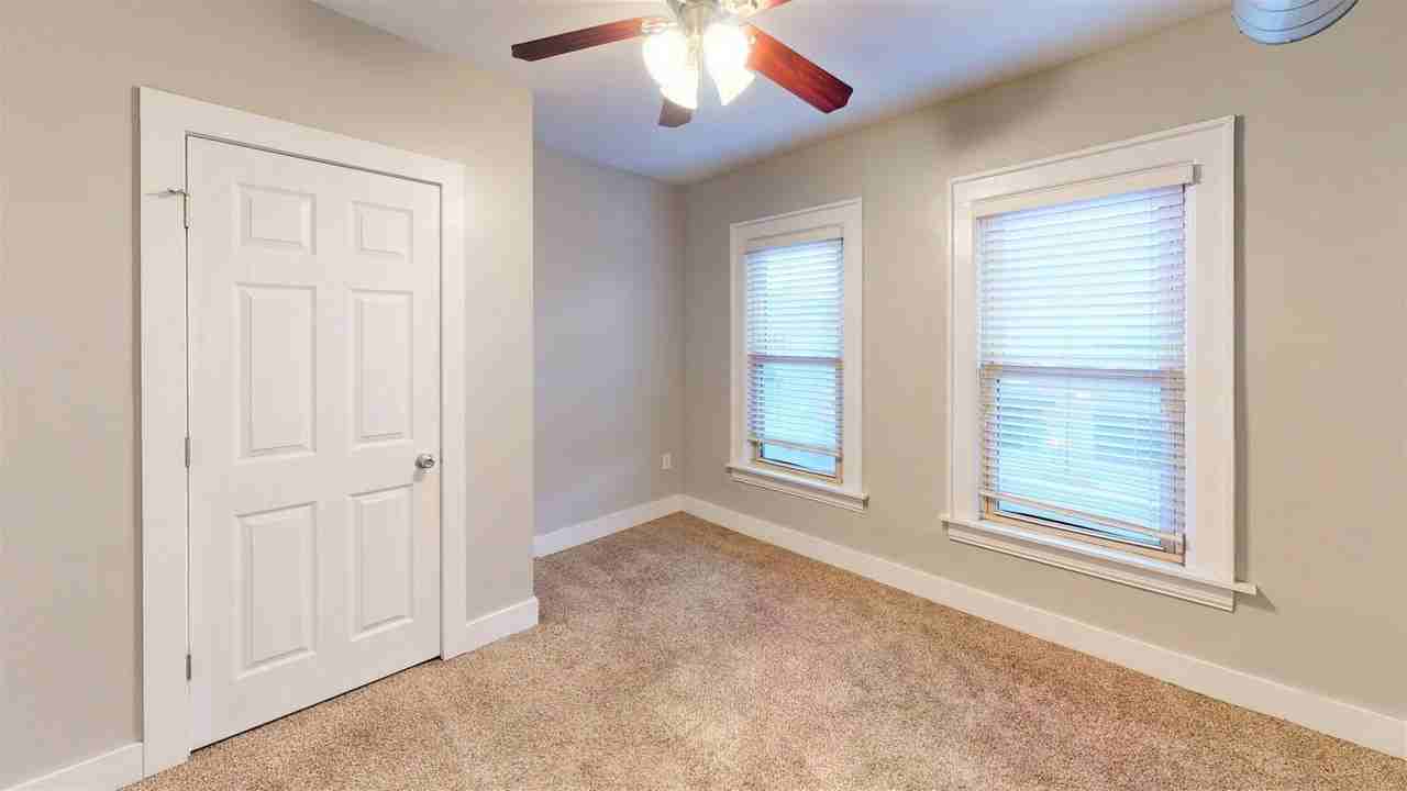 1651 N Pearl St - Photo 3 of 6