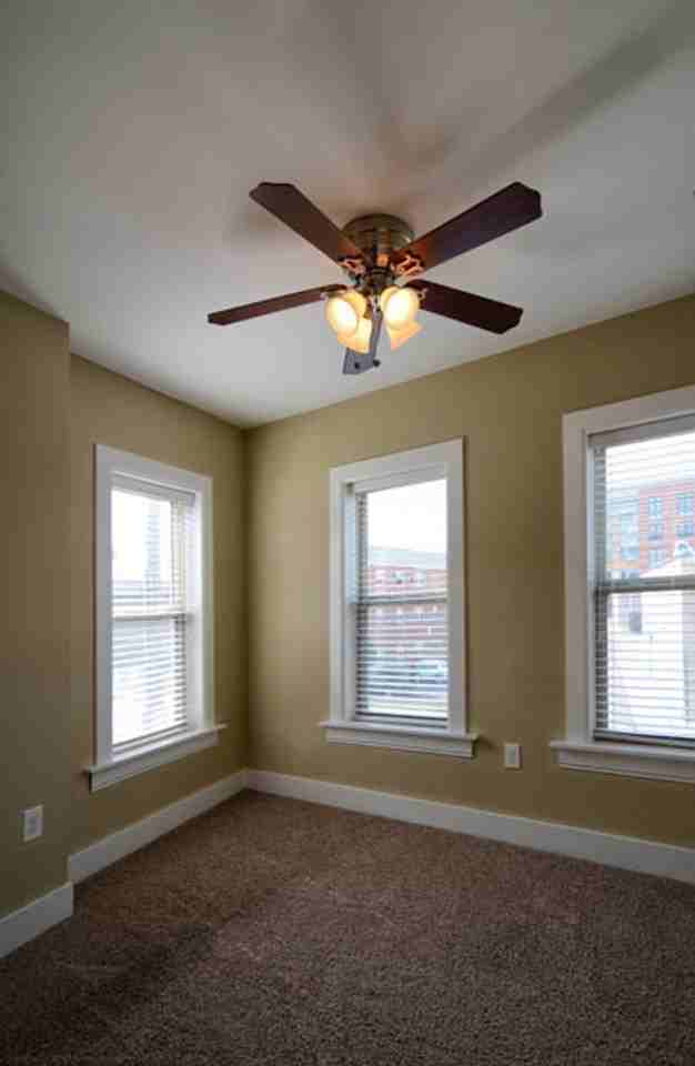 1651 N Pearl St - Photo 5 of 6