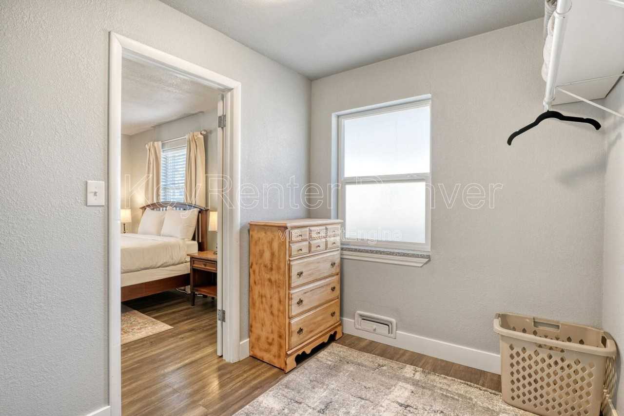 4481 E Bails Pl - Photo 5 of 17