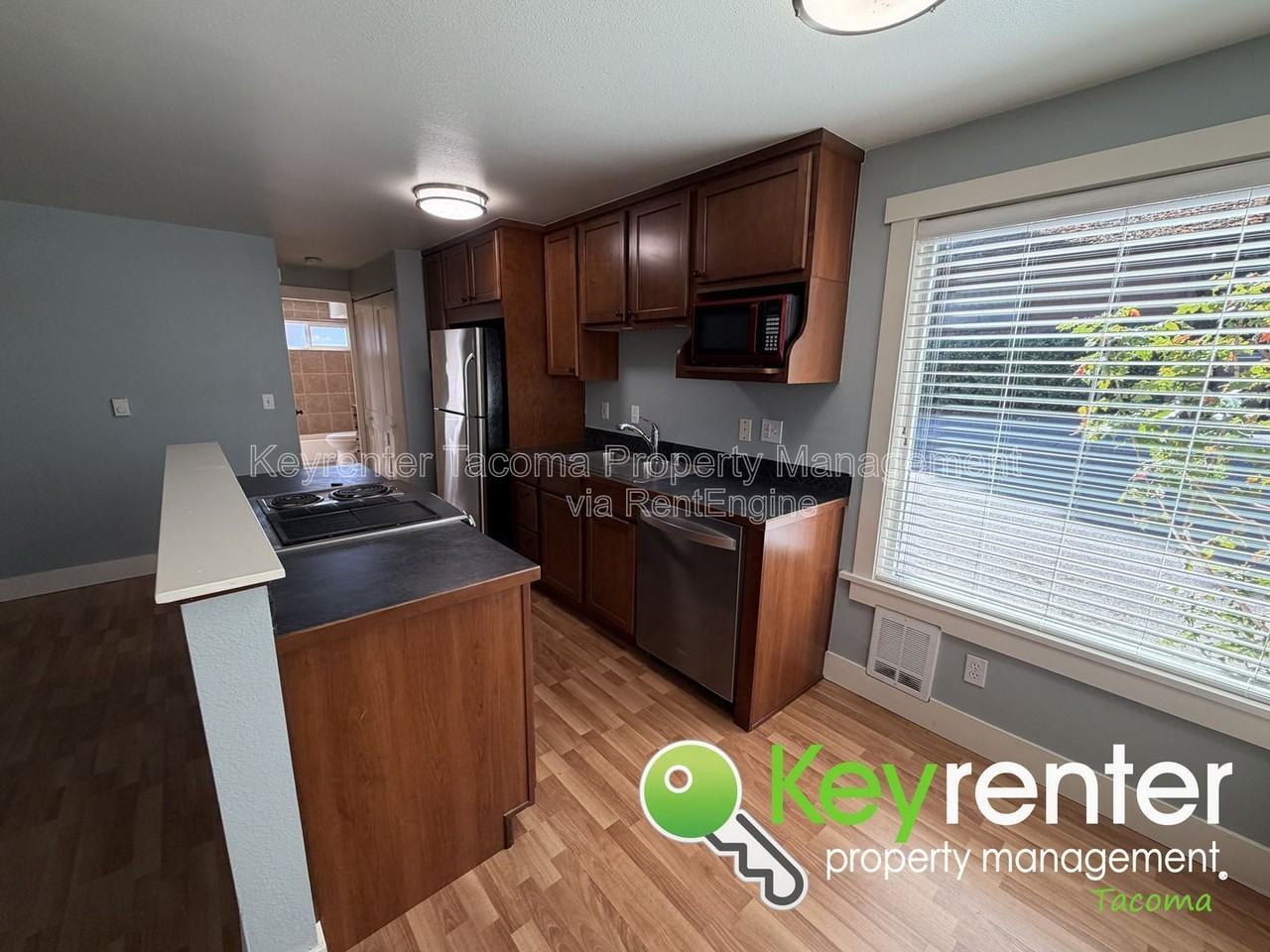 422 N L St #22-4 - Photo 4 of 9