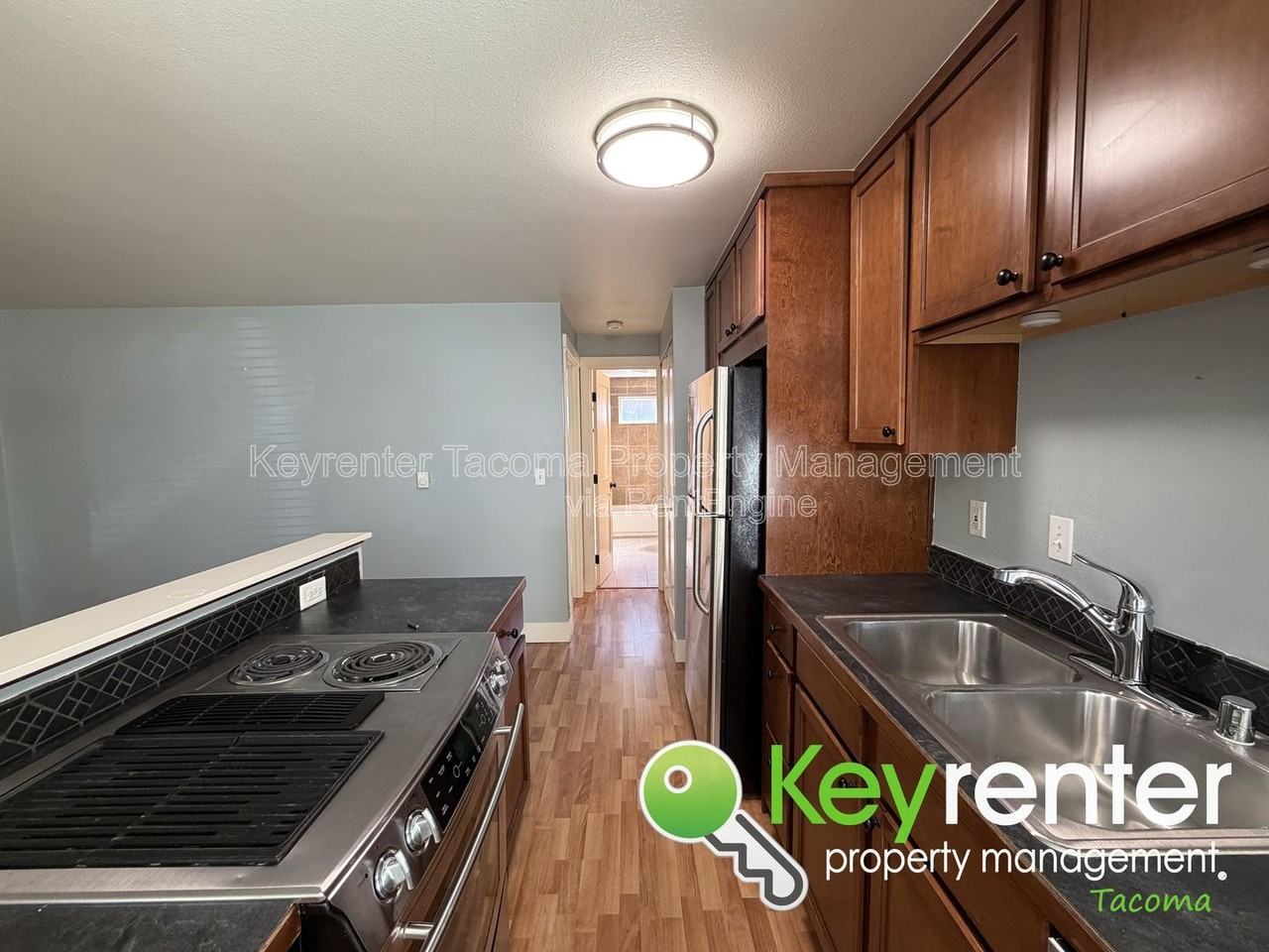 422 N L St #22-4 - Photo 5 of 9