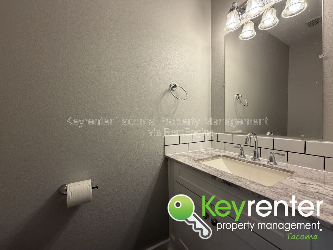 5002 S 30th St #C2 - Photo 3 of 20