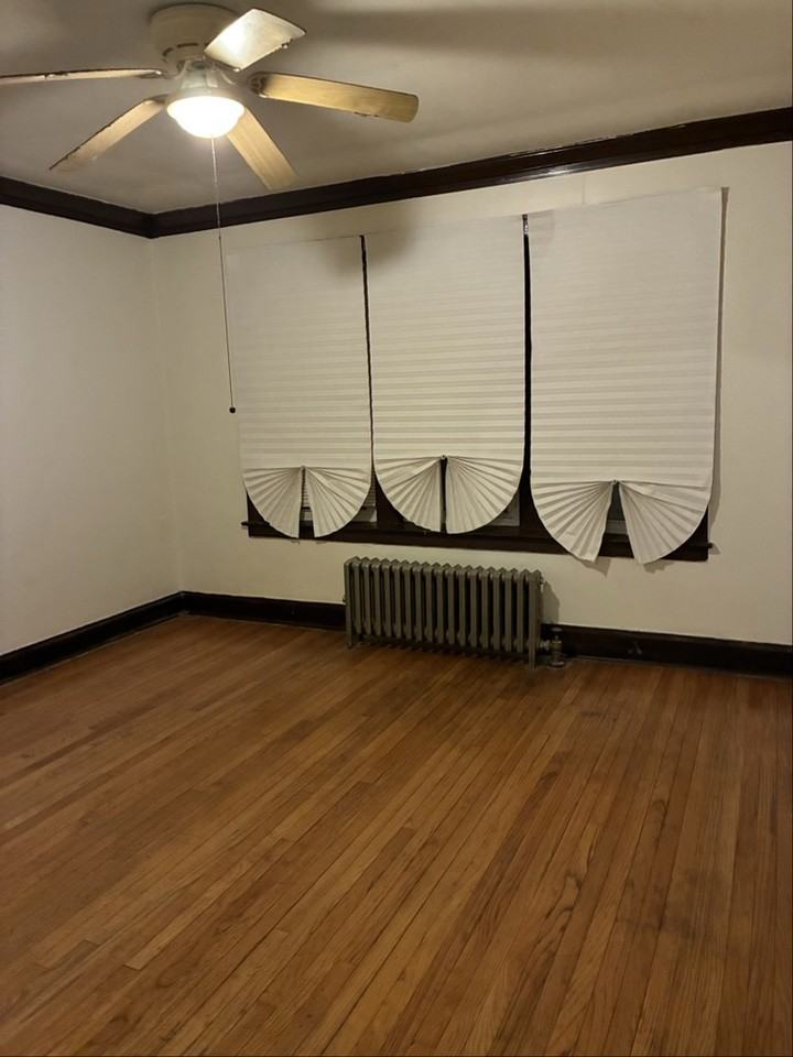 9033 S Loomis St #1B - Photo 3 of 7