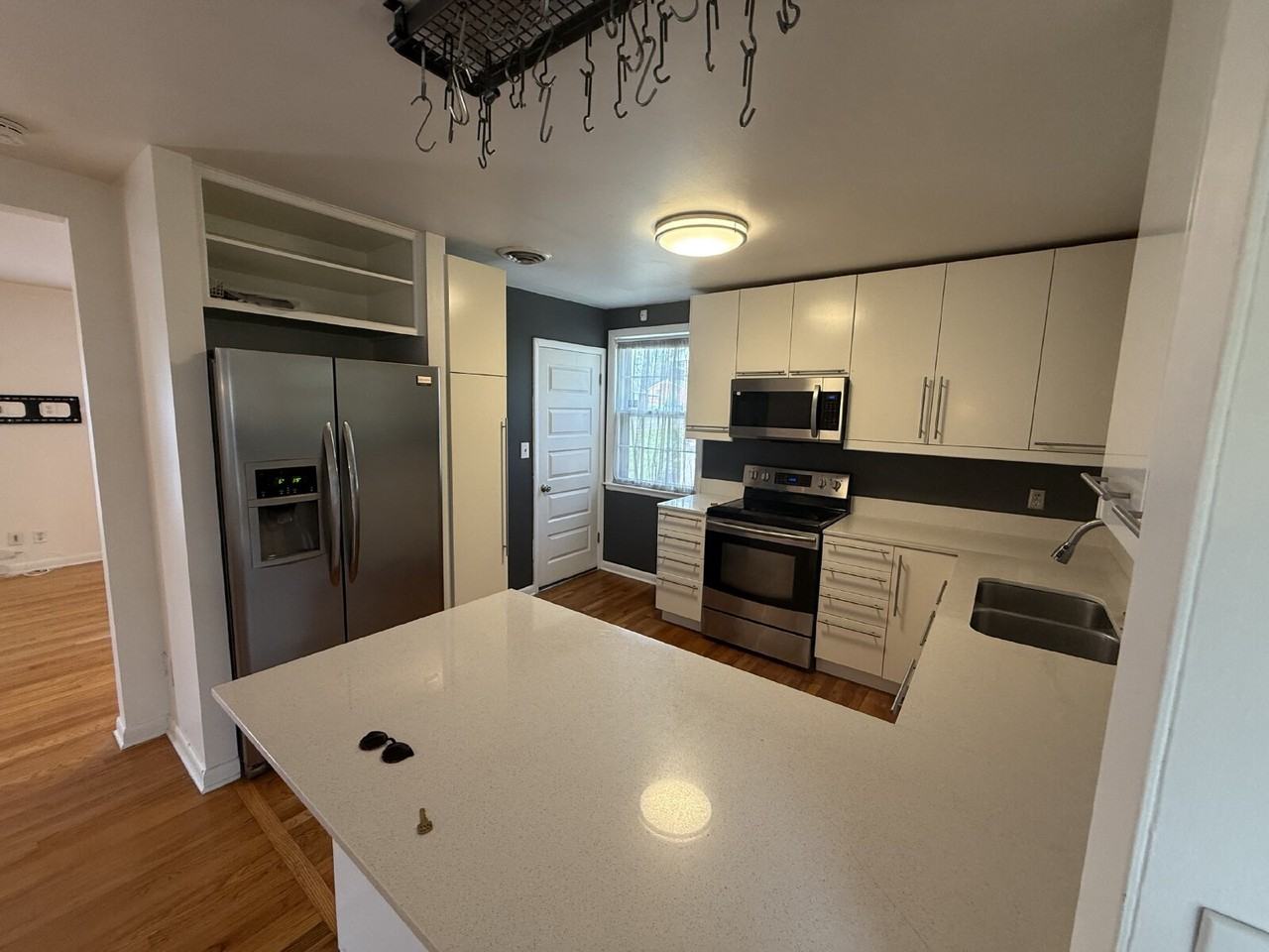 614 Elaine Dr - Photo 3 of 21