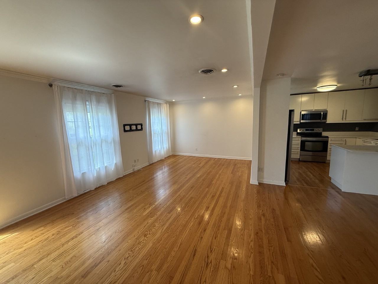 614 Elaine Dr - Photo 6 of 21