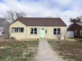 featured image of 1724 28th St