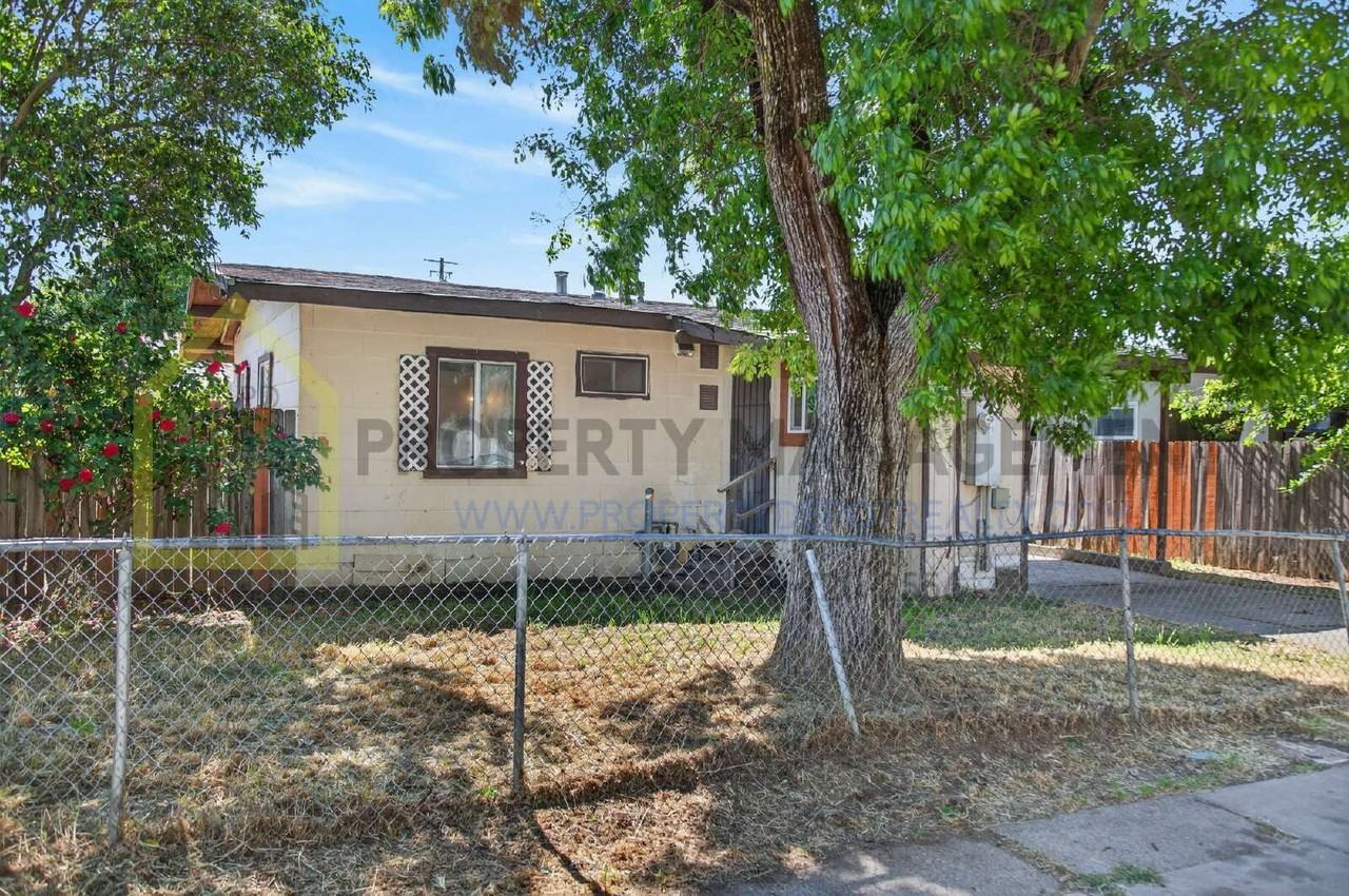 302 Chennault Ct - Photo 6 of 37