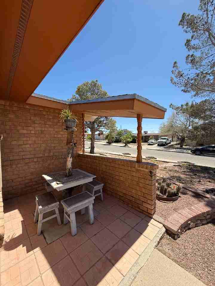 10449 Chinaberry Dr - Photo 5 of 36