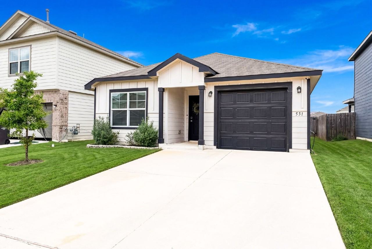 531 Wild Olive Way - Photo 3 of 35