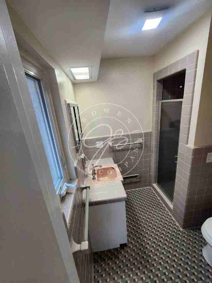 2149 Evergreen Rd #3 - Photo 7 of 11