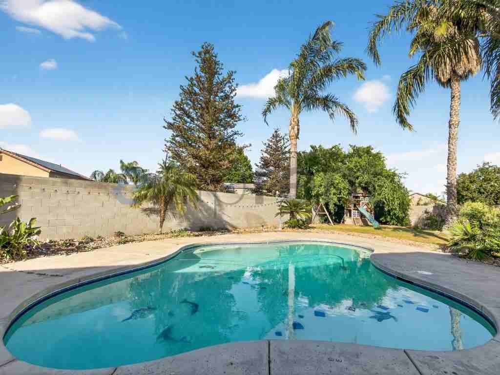 12104 Timberpointe Dr - Photo 7 of 38