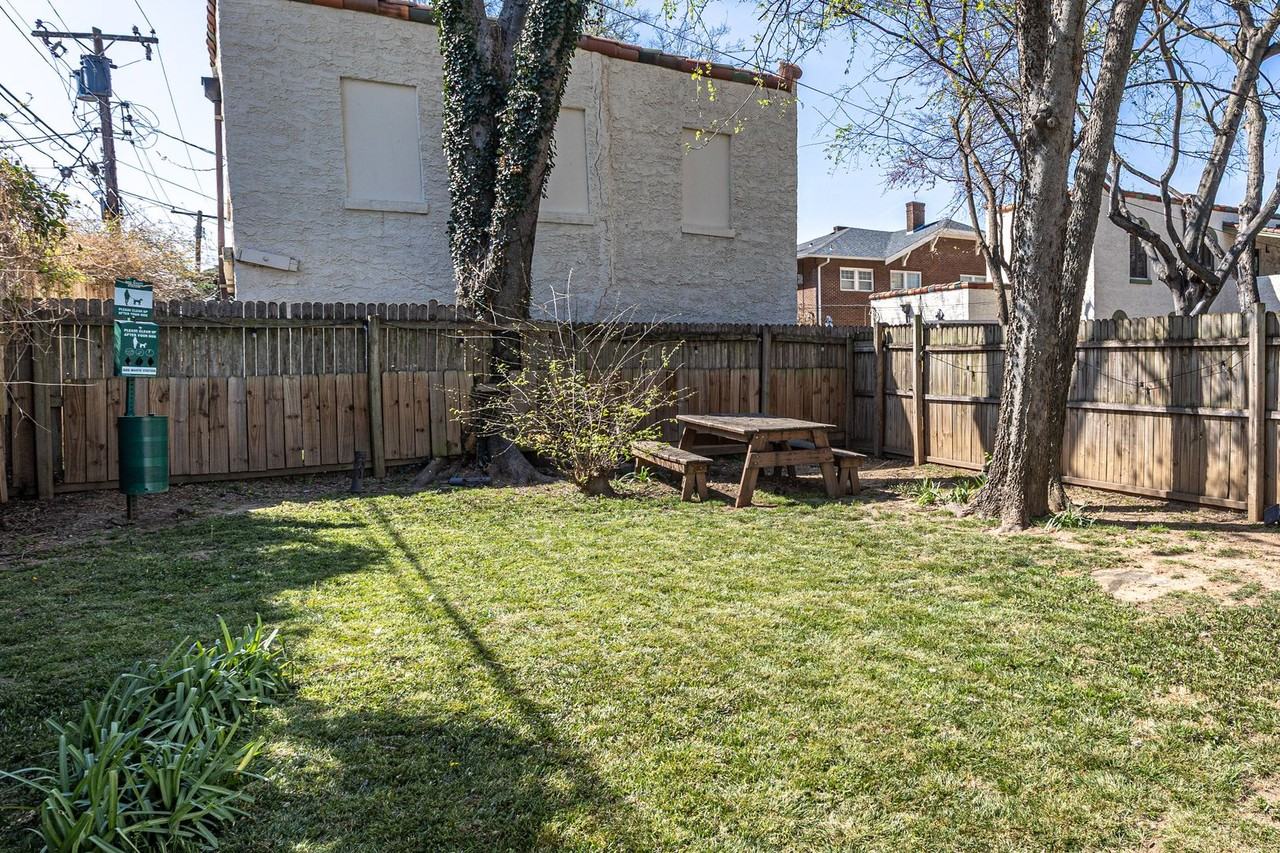 1229 1/2 S Owasso Ave - Photo 4 of 17