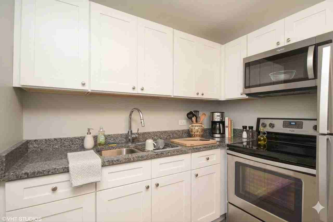 2114 Elmwood LLC - Photo 6 of 12