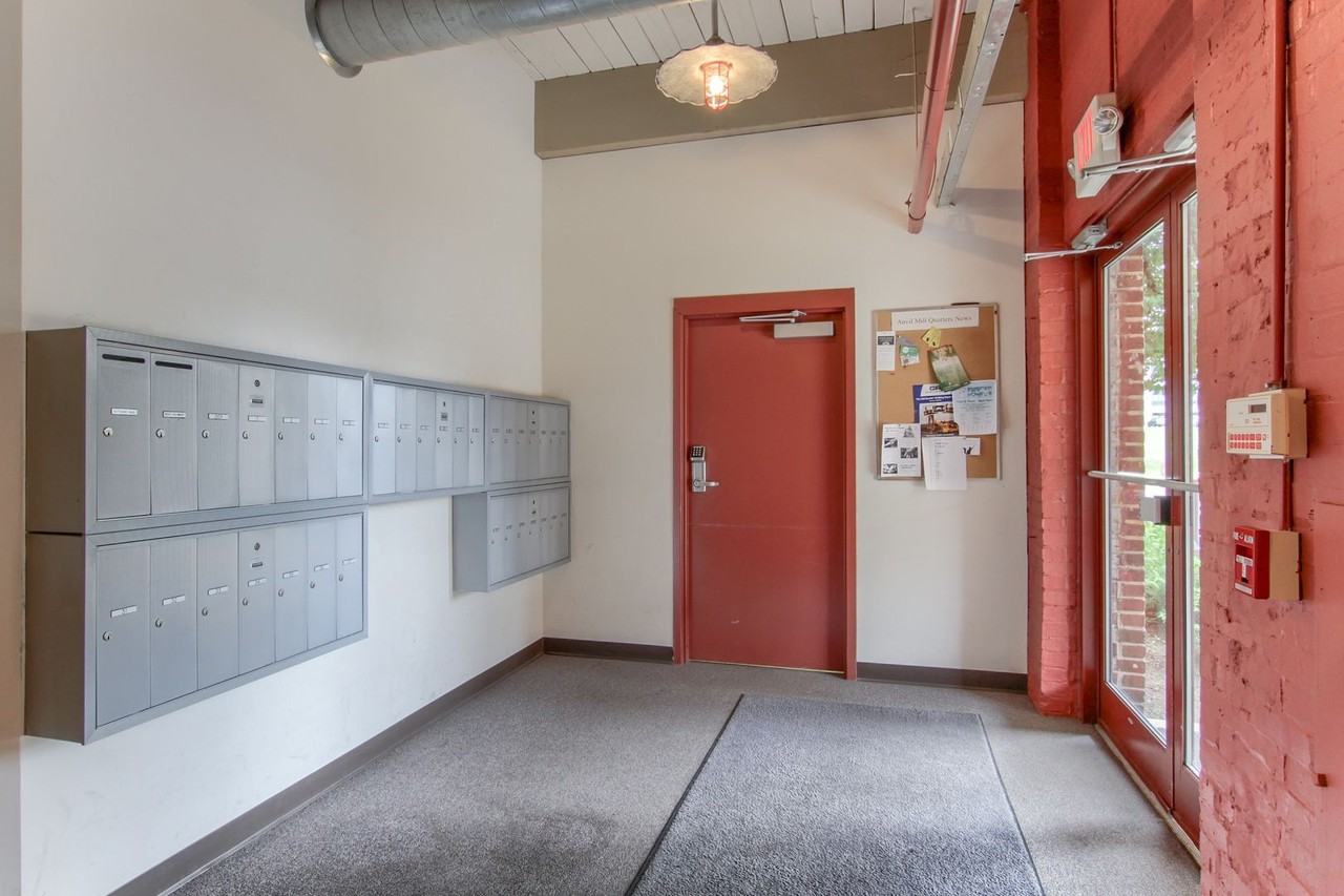 201 S Lancaster St - Photo 2 of 21