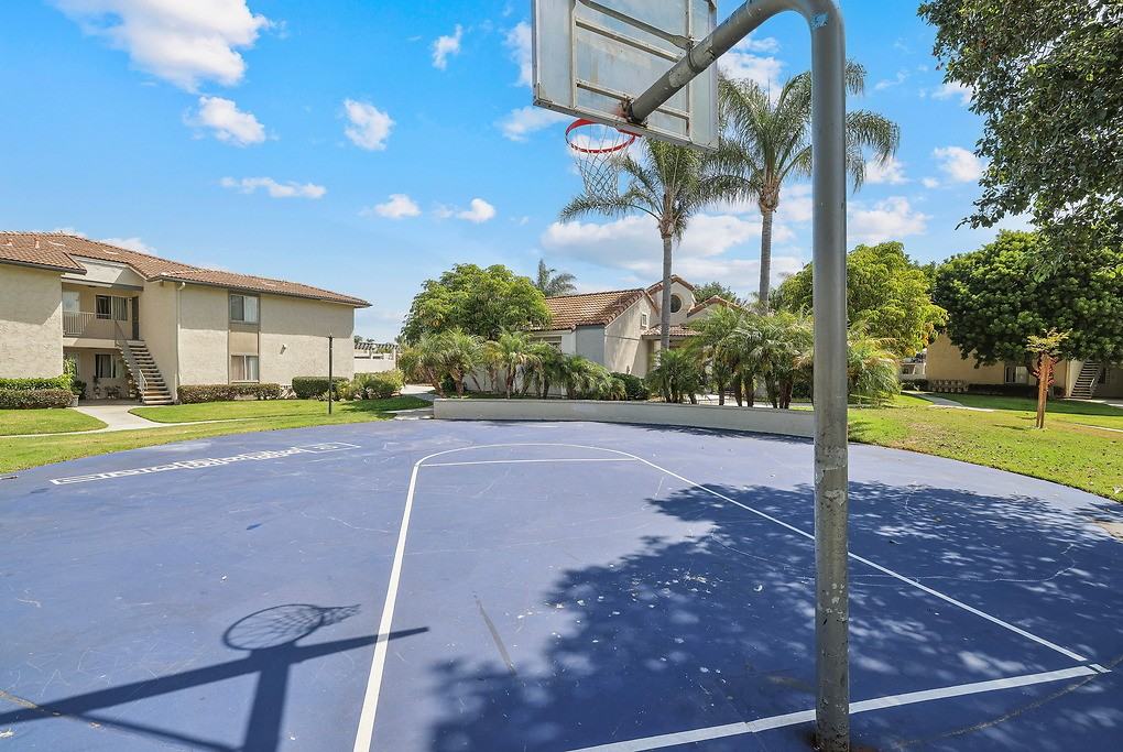 Country Villas - Photo 4 of 32