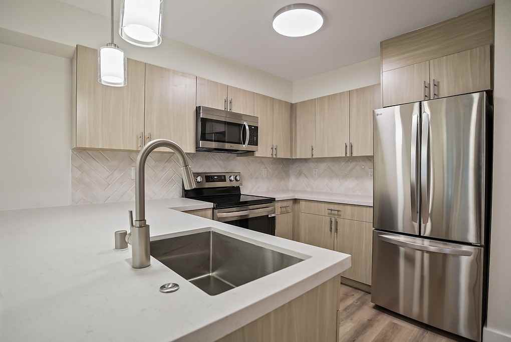 The Montclaire - Photo 7 of 44