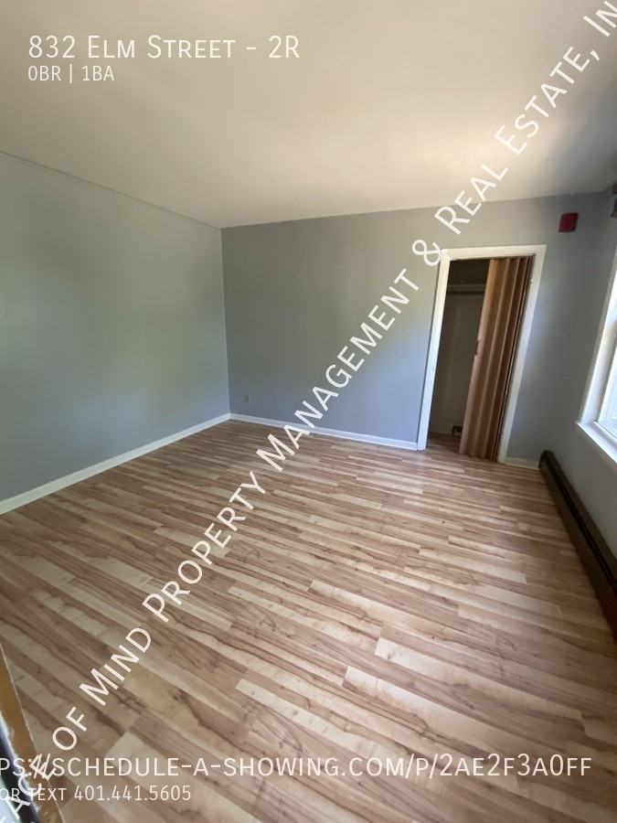 832 Elm St #2R - Photo 2 of 6