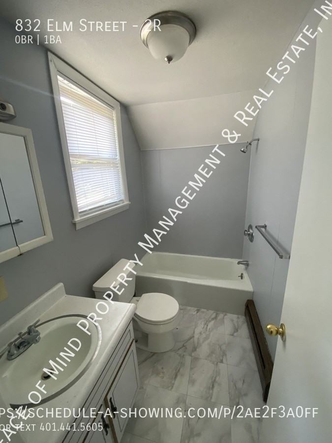 832 Elm St #2R - Photo 6 of 6