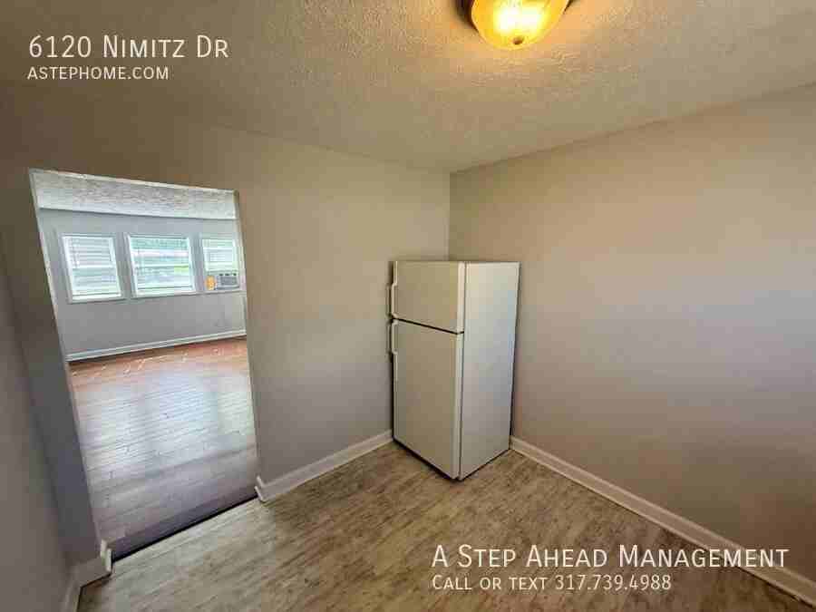 6120 Nimitz Dr - Photo 7 of 14