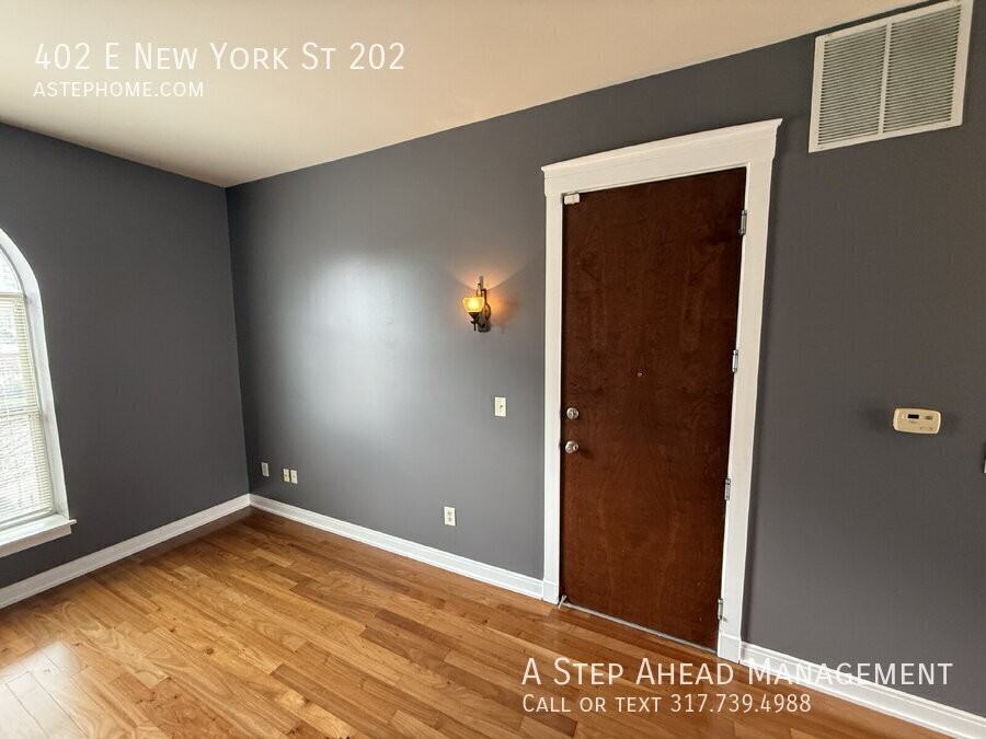 402 E New York St - Photo 7 of 23