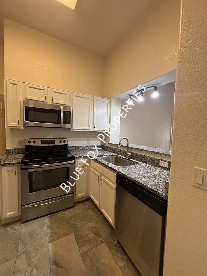 13385 N Vistoso Bluff Pl - Photo 7 of 24