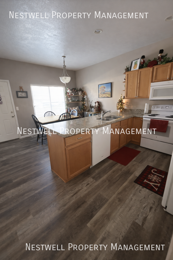 7941 S Cold Stone Ln - Photo 4 of 14