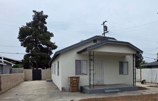 505 33rd St #C - Photo 1 of 1