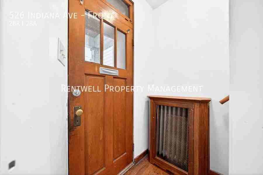 526 Indiana Ave - Photo 5 of 37