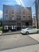 featured image of 734 Franklin Ave #3