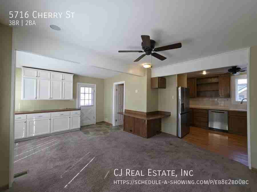 5716 Cherry St - Photo 5 of 11