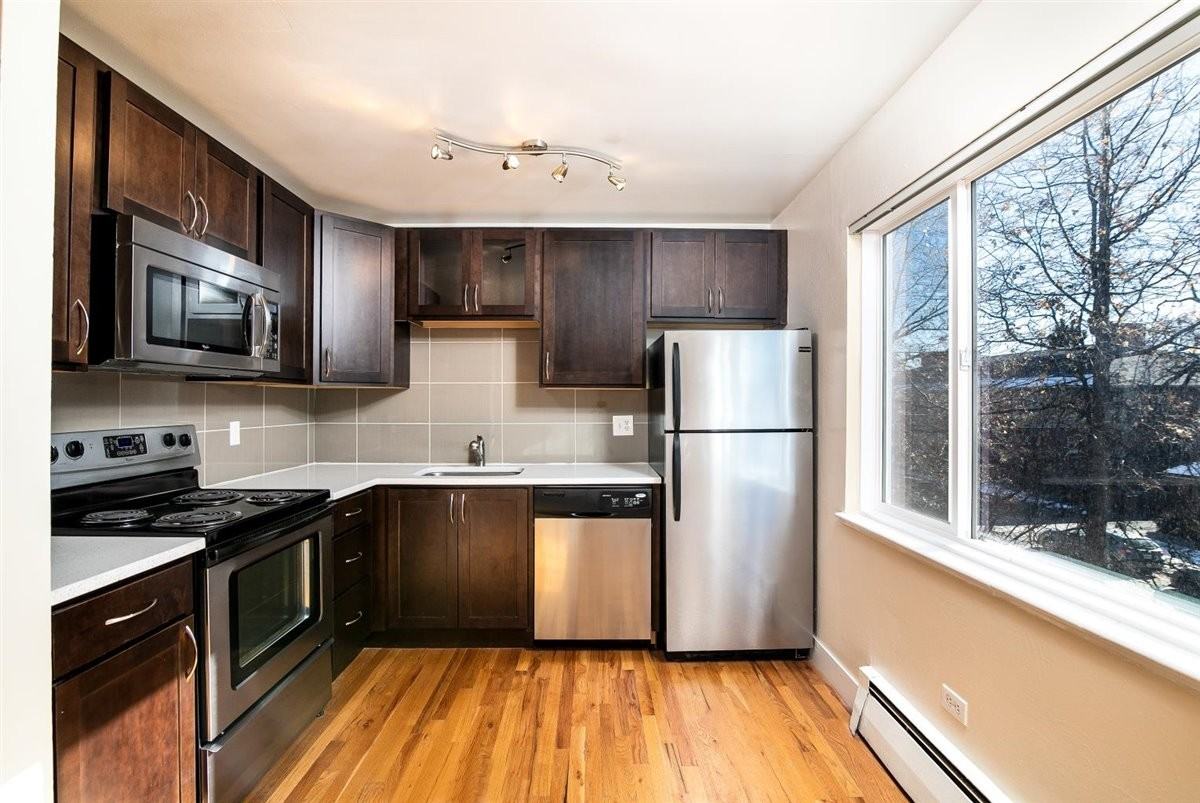 900 N Washington St #303 - Photo 3 of 7