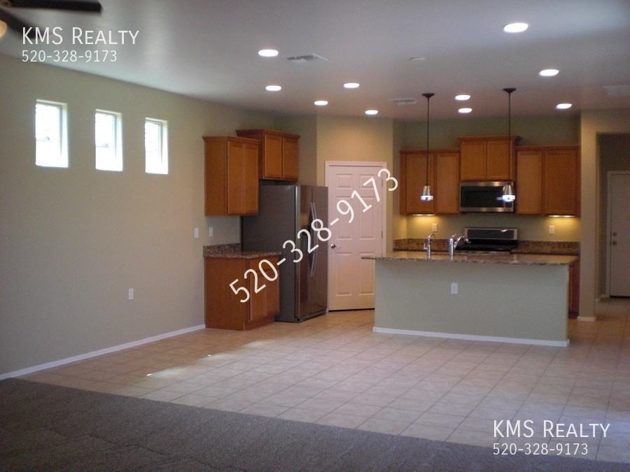 14013 E Voss St - Photo 5 of 50