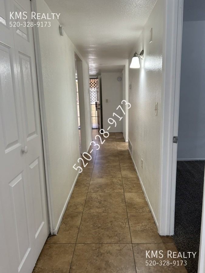 1719 E Wyoming St - Photo 3 of 26