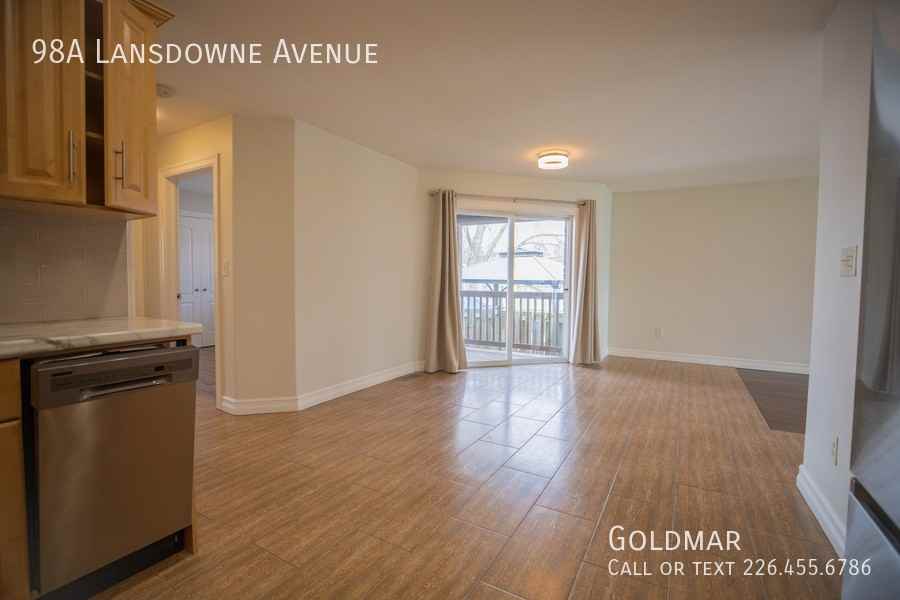 98A Lansdowne Ave - Photo 2 of 16