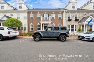 784 Monument Ave - Photo 1 of 1