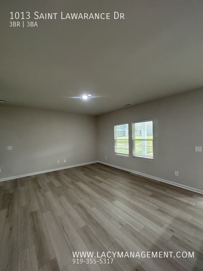 1013 Saint Lawrence Dr - Photo 5 of 23